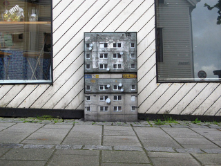 Illustration for article titled Artist Converts Everyday Objects Into Super-Realistic Miniature Apartment Buildings